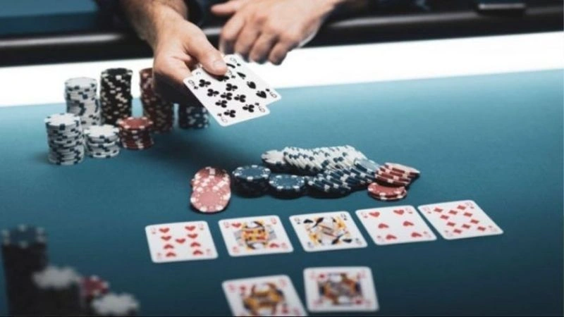 Tiến lên thuộc top game bài đổi thưởng đông người chơi tai Fabet